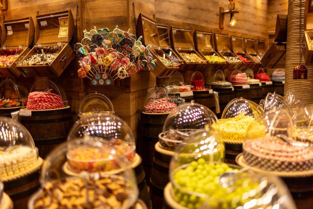 Le Captain Jonny's Candy Shop est un magasin de bonbons